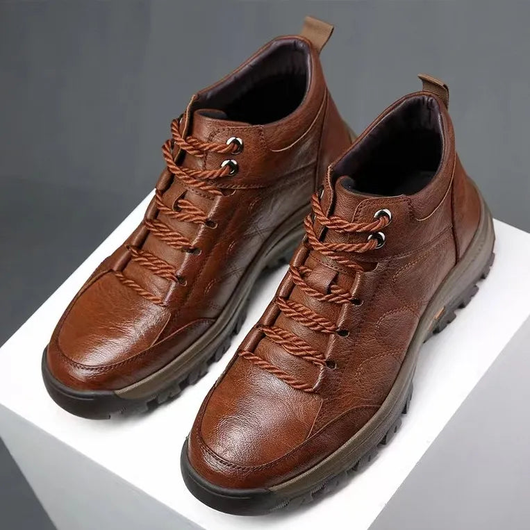 Scarpe da uomo🎁Ultimo giorno per approfittare dello sconto del 40%, non perdertelo! ⏰Realizzate in pelle di vitello australiana🐂Supporto per il piede - allevia il dolore ai piedi✅Impermeabili e antiscivolo, comode da indossare✅Eleganti e versatili.