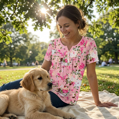 👚 Unod a feszülős pólókat? – Lebegő szabású virágmintás gombos felső!