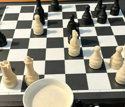 Mágneses sakkjáték összecsukható táblával | BROLIX