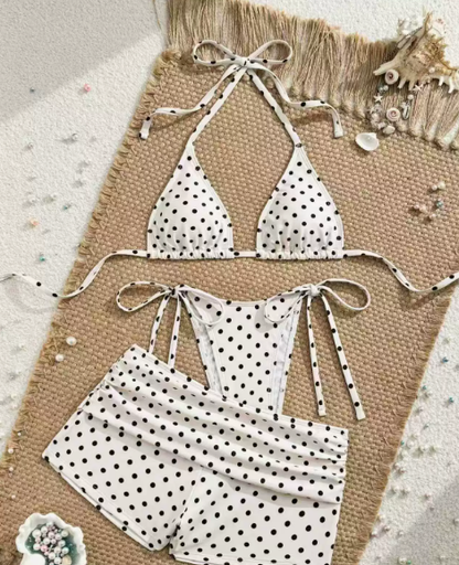 👙 A sima fürdőruhák unalmasak? – Pöttyös oldalt megkötős bikini szett!