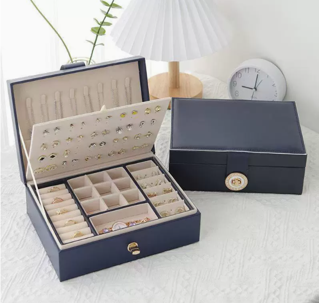 💍 Összekuszálódnak az ékszereid? – Kétszintes minimalista ékszeres doboz európai stílusban!