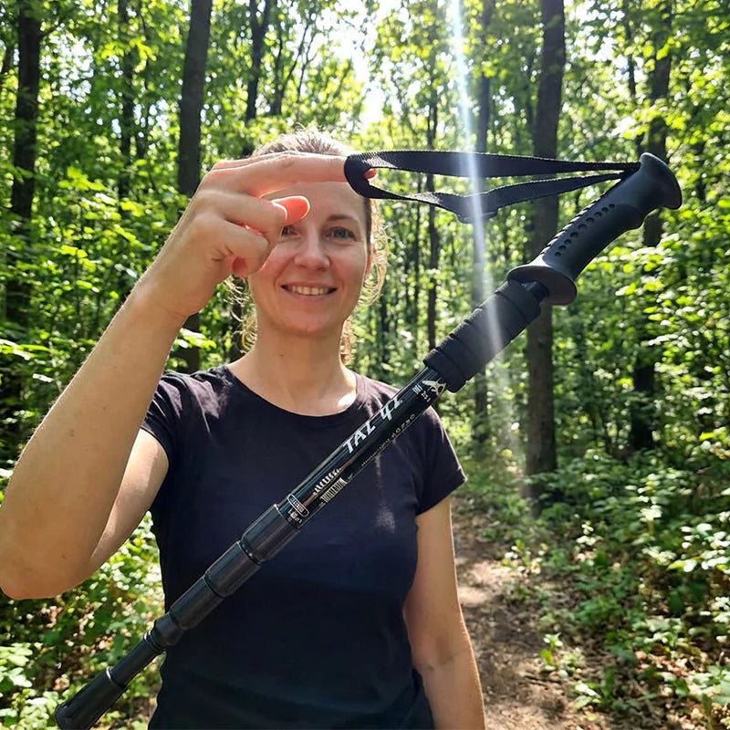 🦵 Nehezíti a túrát a fáradó láb és a csúszós terep? – Ez a bot megbízható támaszt nyújt minden lépésnél!